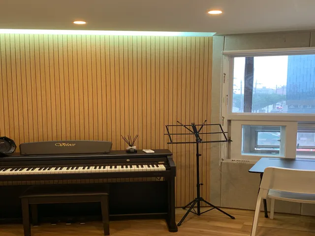 수원시청역 연습실 온더코너