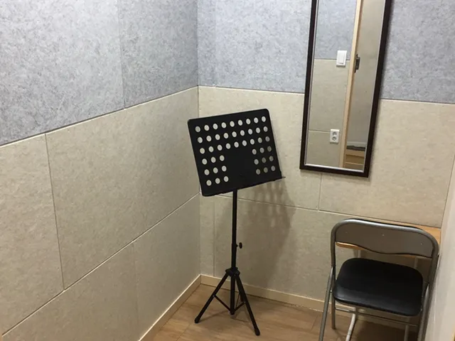 위드클로에 연습실