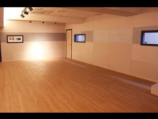 위드클로에 연습실