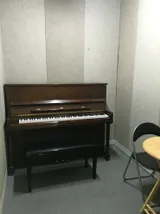 업라이트 피아노방