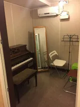 업라이트 피아노방