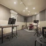8번방 (합주실)