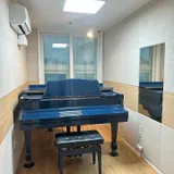 Room.2