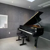 제2관 Room4. 야마하C3(레슨전용)