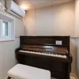 업라이트 피아노방 (13호실)