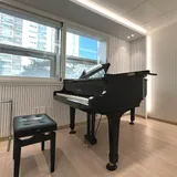 room1, 야마하 그랜드