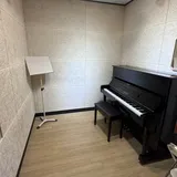 업라이트 룸 (반주, 성악, 레슨 등등...)