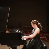 김아름