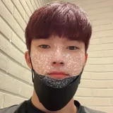 리뷰 작성자