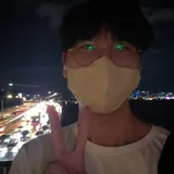리뷰 작성자